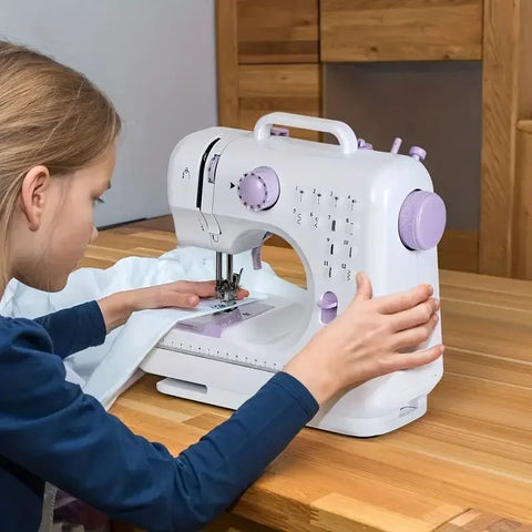 Household multifunctional mini electric sewing machine Household small seam locking machine sewing